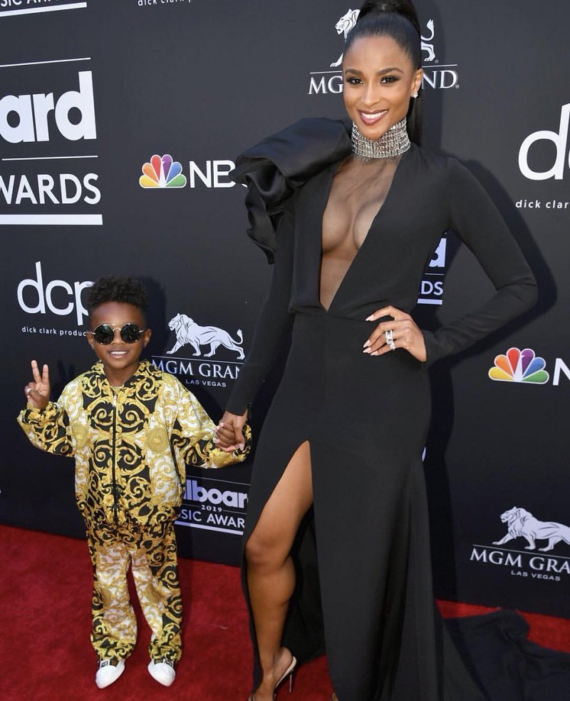 Ciara and Her Versace-Clad Son Are the Best-Dressed Duo at the Billboard Music Awards