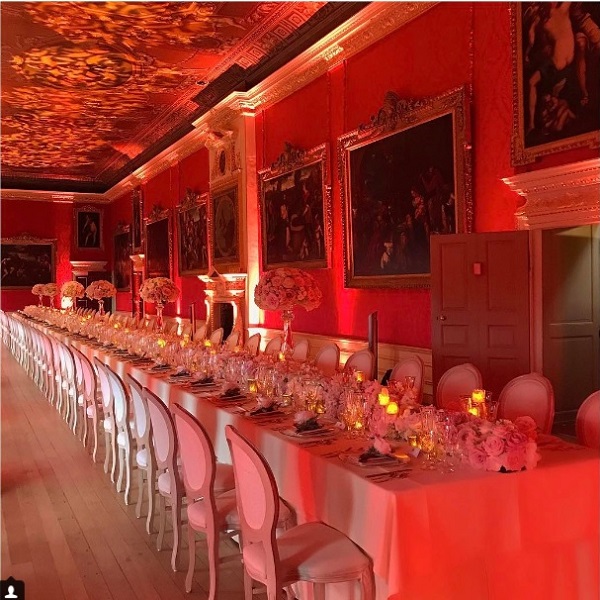 Private dinner and tour of the new Princess Diana exhibit at Kensington Palace last night was perfection. @NanaMeriwether