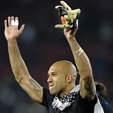 Everton's Tim Howard enters record books as one of few goalkeepers to score in BPL, against Bolton in 2012