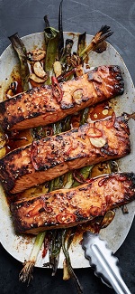 Broiled Salmon with Scallions and Sesame