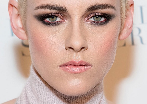Kristen Stewart Debuts Frosted Tips Hair Color