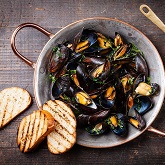 Steamed Blue Mussels